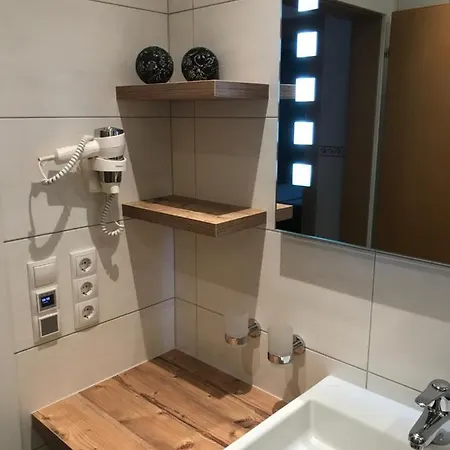 Hoell Apartmán *