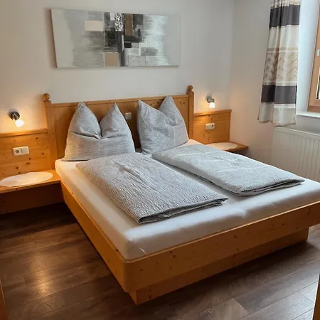 Apartman Hoell *
