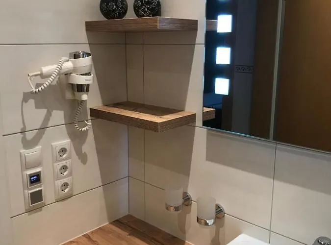 Hoell Apartman *